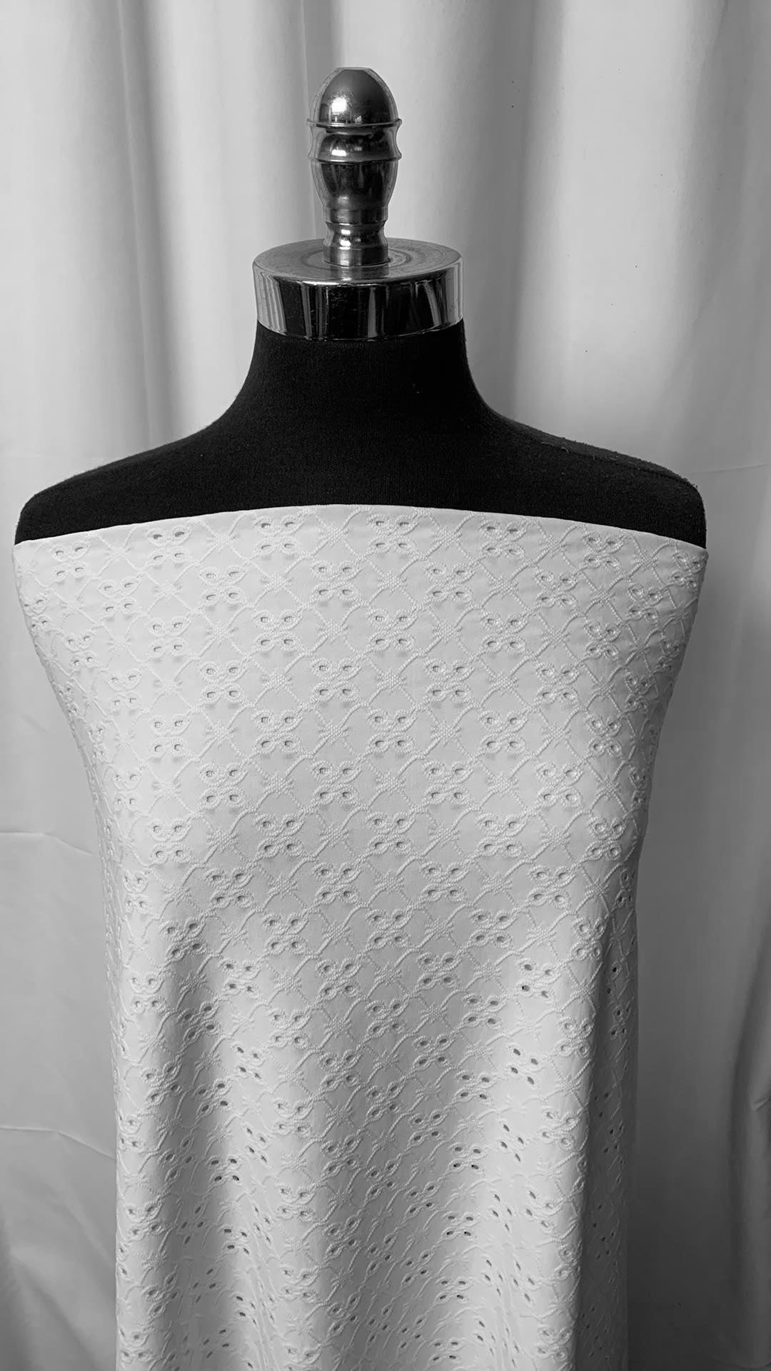 Ivory - Knit Eyelet  - 2 Yard Cut