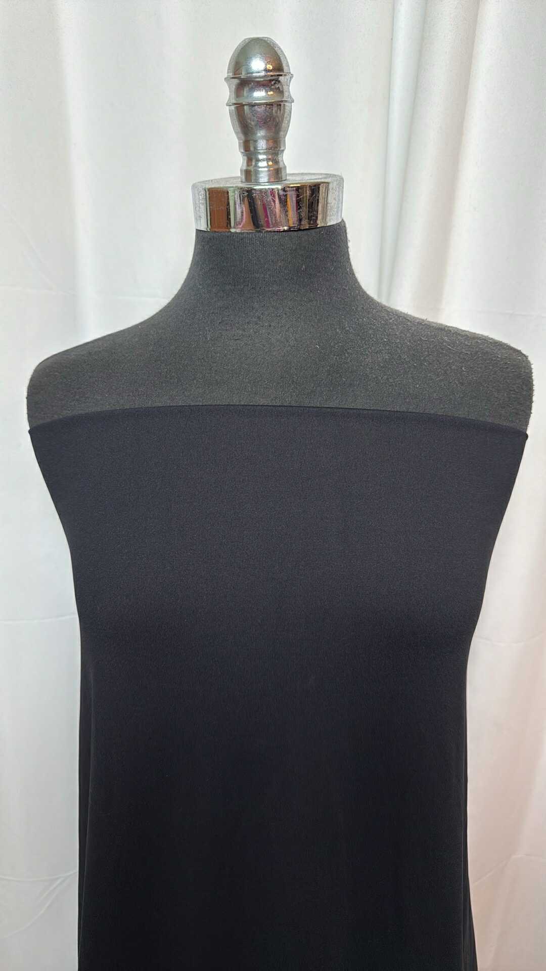 Black - Yoga Performance (300 gsm) - 2 Yard Cut