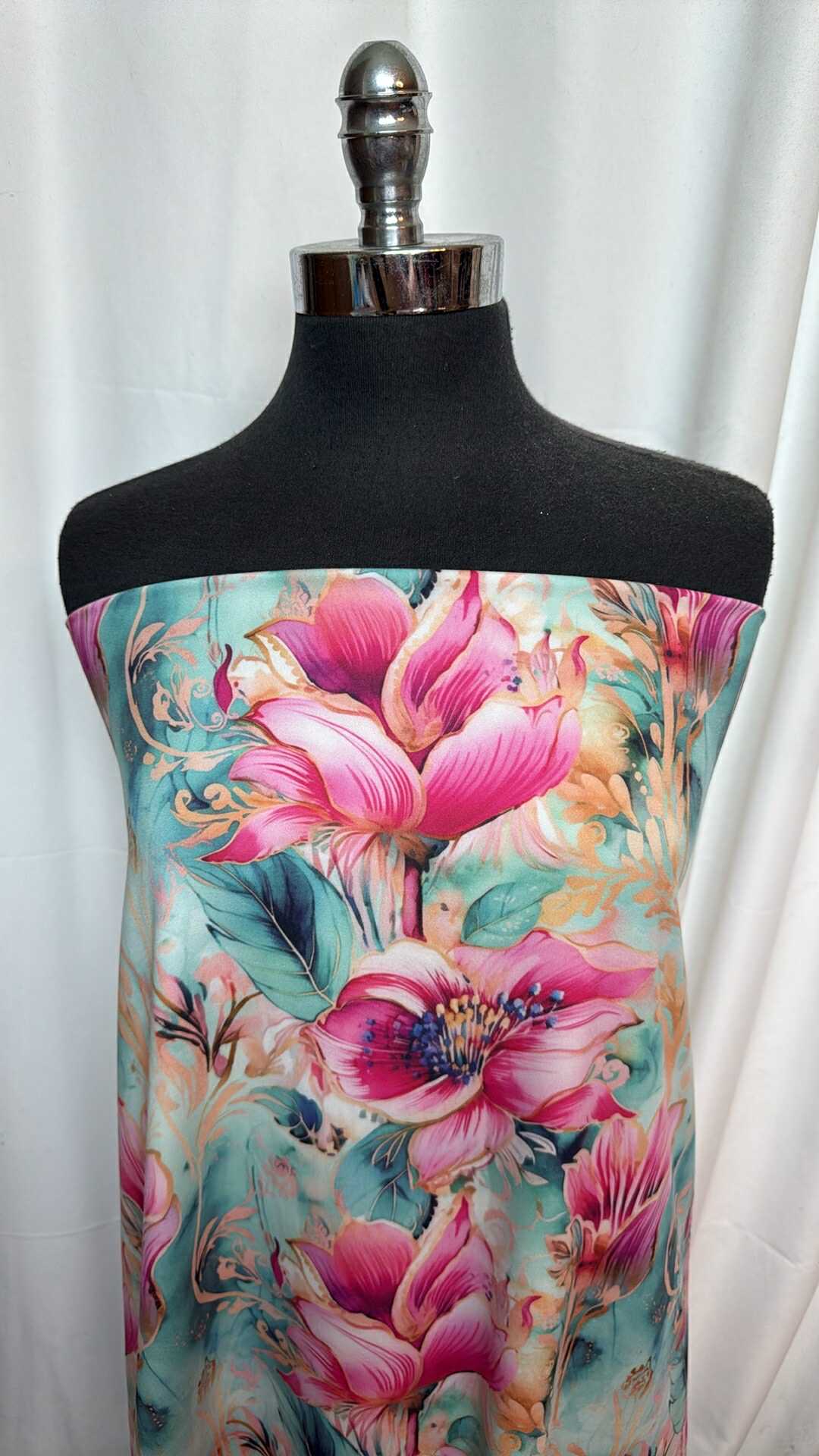 Muted Floral - Yoga Performance - 2 Yard Cut