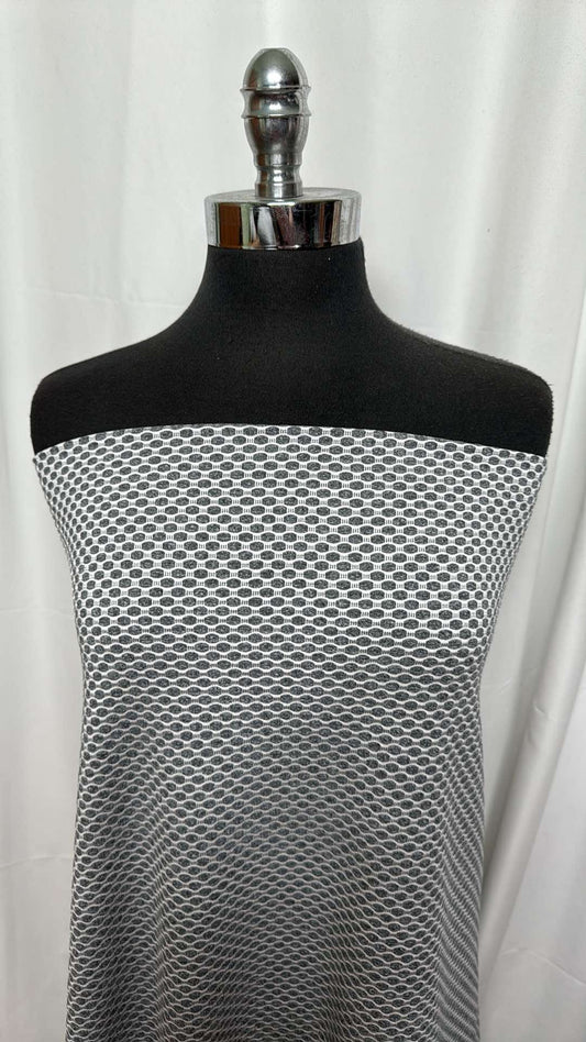 Geo - Polyamide/Elastane Jacquard Performance (Made in Brazil) - 2 Yard Cut