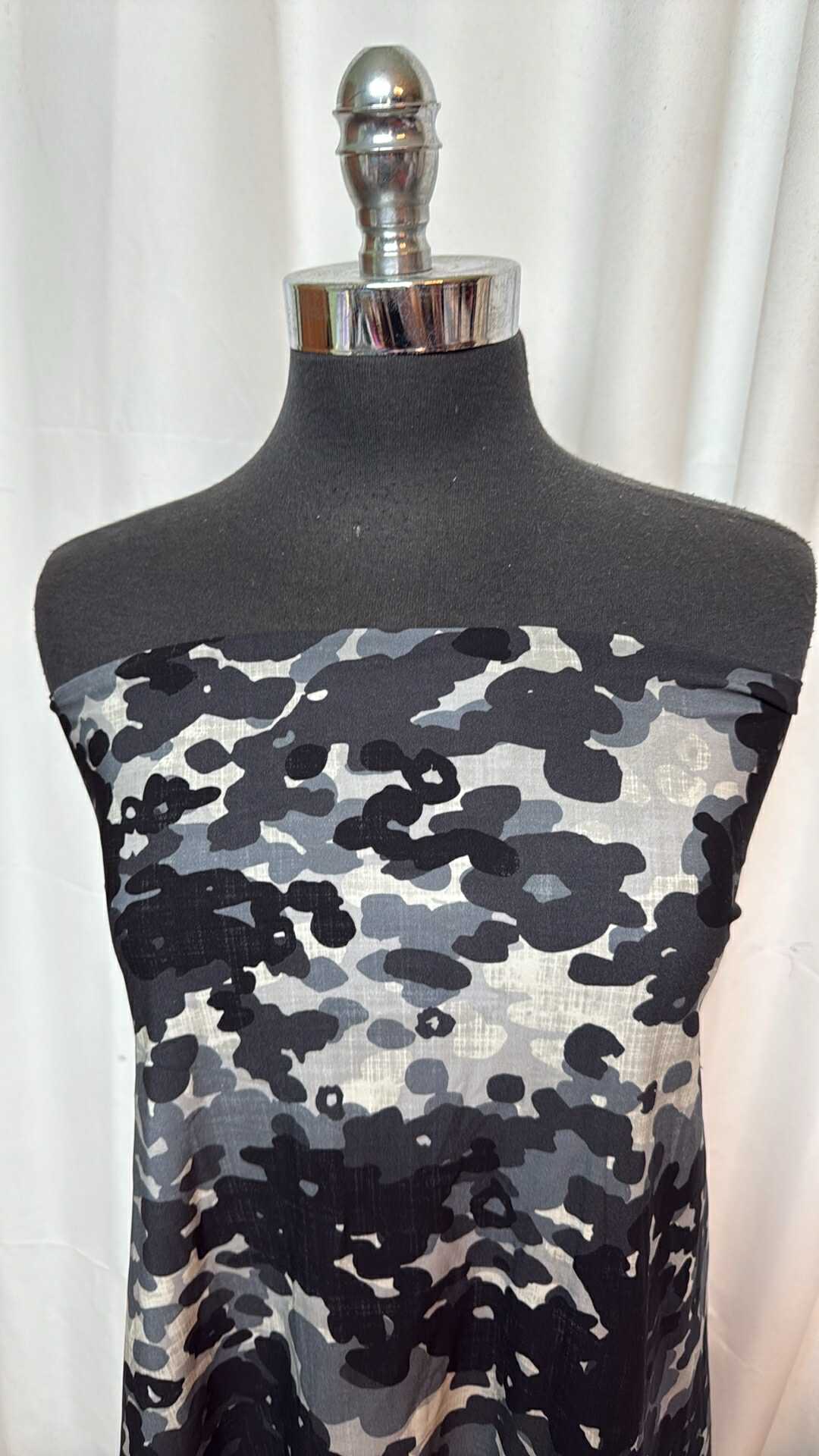 Abstract - Nylon/Spandex - 2 Yard Cut