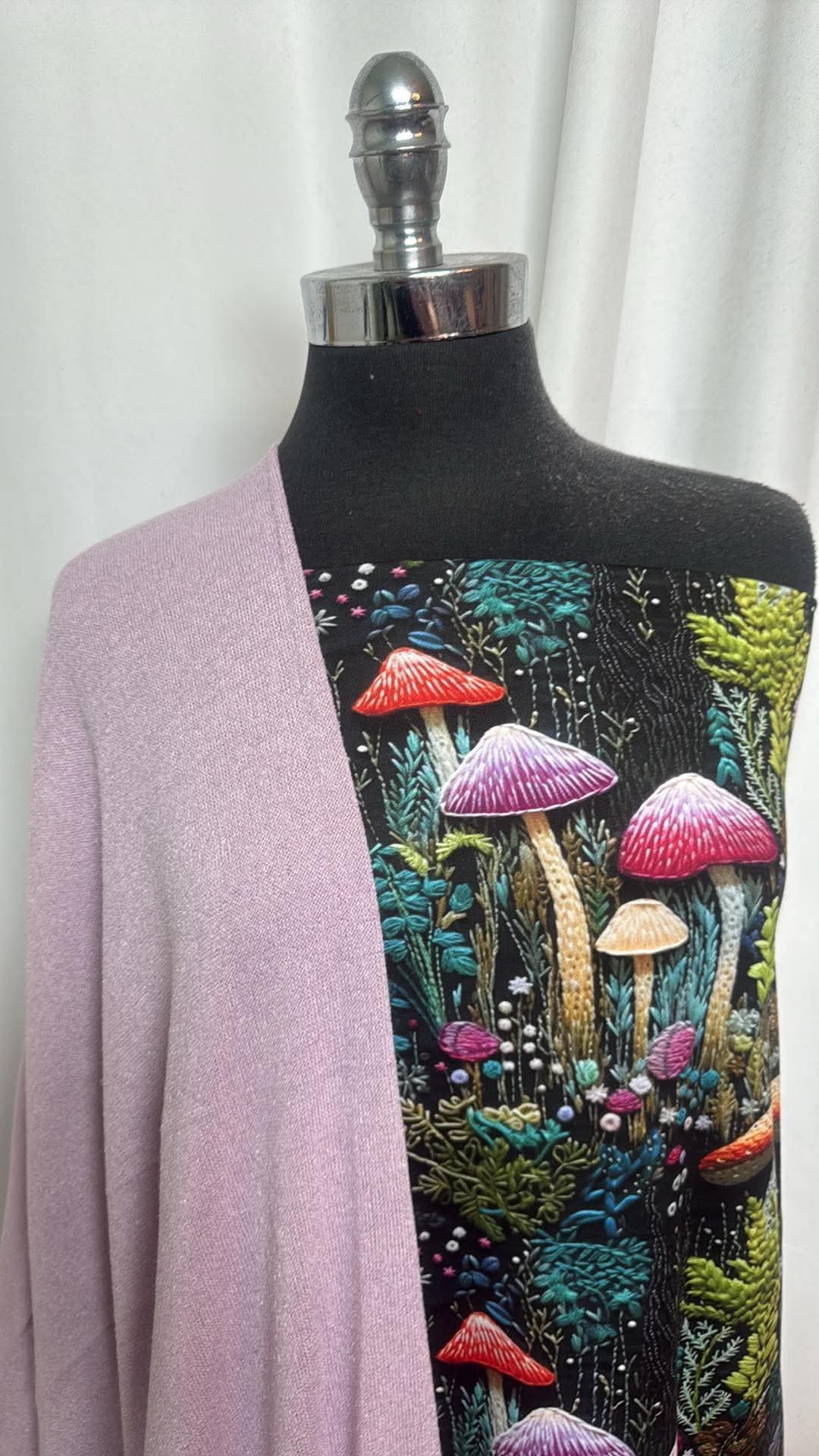 LAVENDER/ENCHANTED FUNGI BUNDLE : 2YD Enchanted Fungi DBP & 2YD Lavender Light-Weight SK : A30872