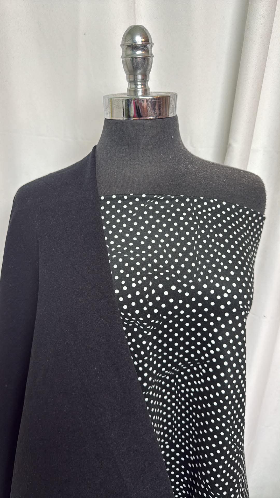 BLACK "DENIM"/DOTS BUNDLE : 1YD Dots Peached PF & 1YD Black "Denim" C/S FT : A30624