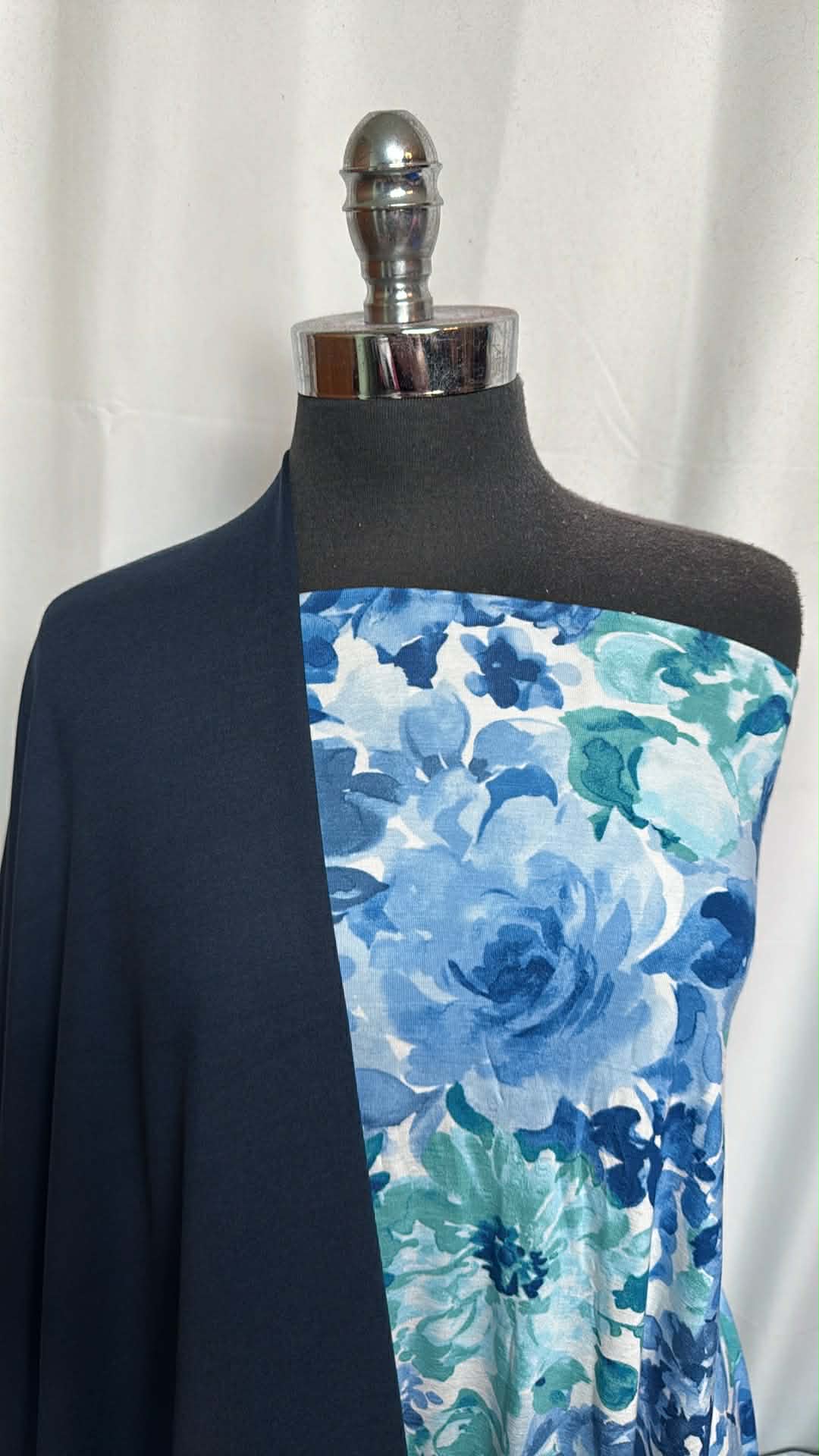 NAVY/BLUE FLORAL BUNDLE : 2YD Blue Floral Modal & 1.5YD Navy Peached PF : A29803