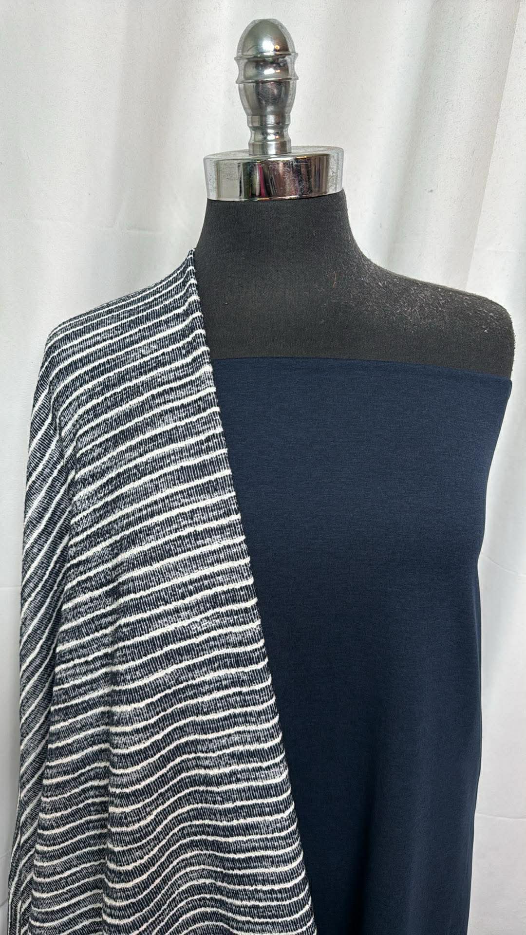NAVY/STRIPE BUNDLE : 2YD Stripe Cotton-Blend DK & 2YD Navy Peached PF : A30433