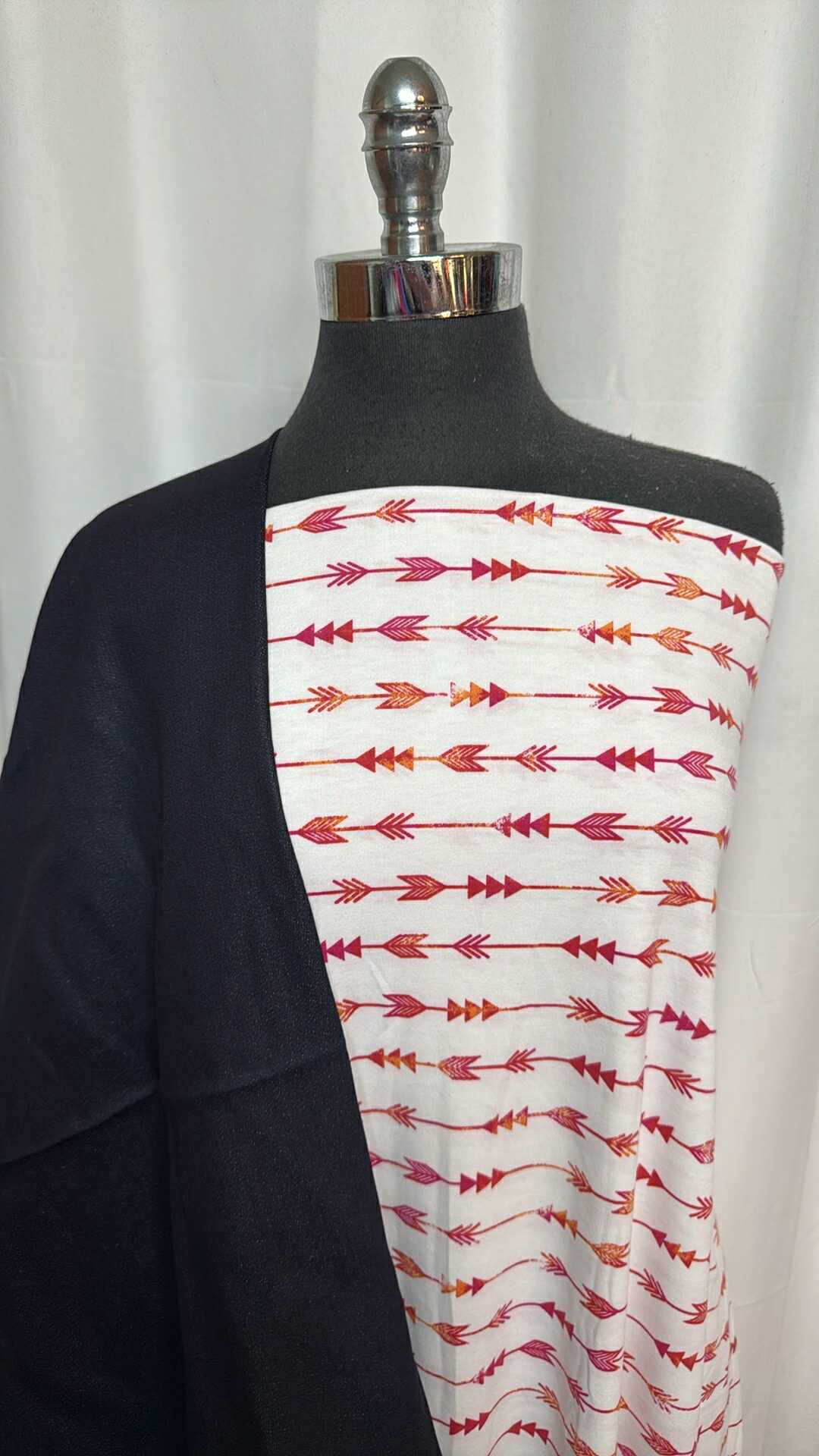 ARROWS/DENIM BUNDLE : 2YD Arrows Spun Poly & 2YD Stretch Denim : A29338