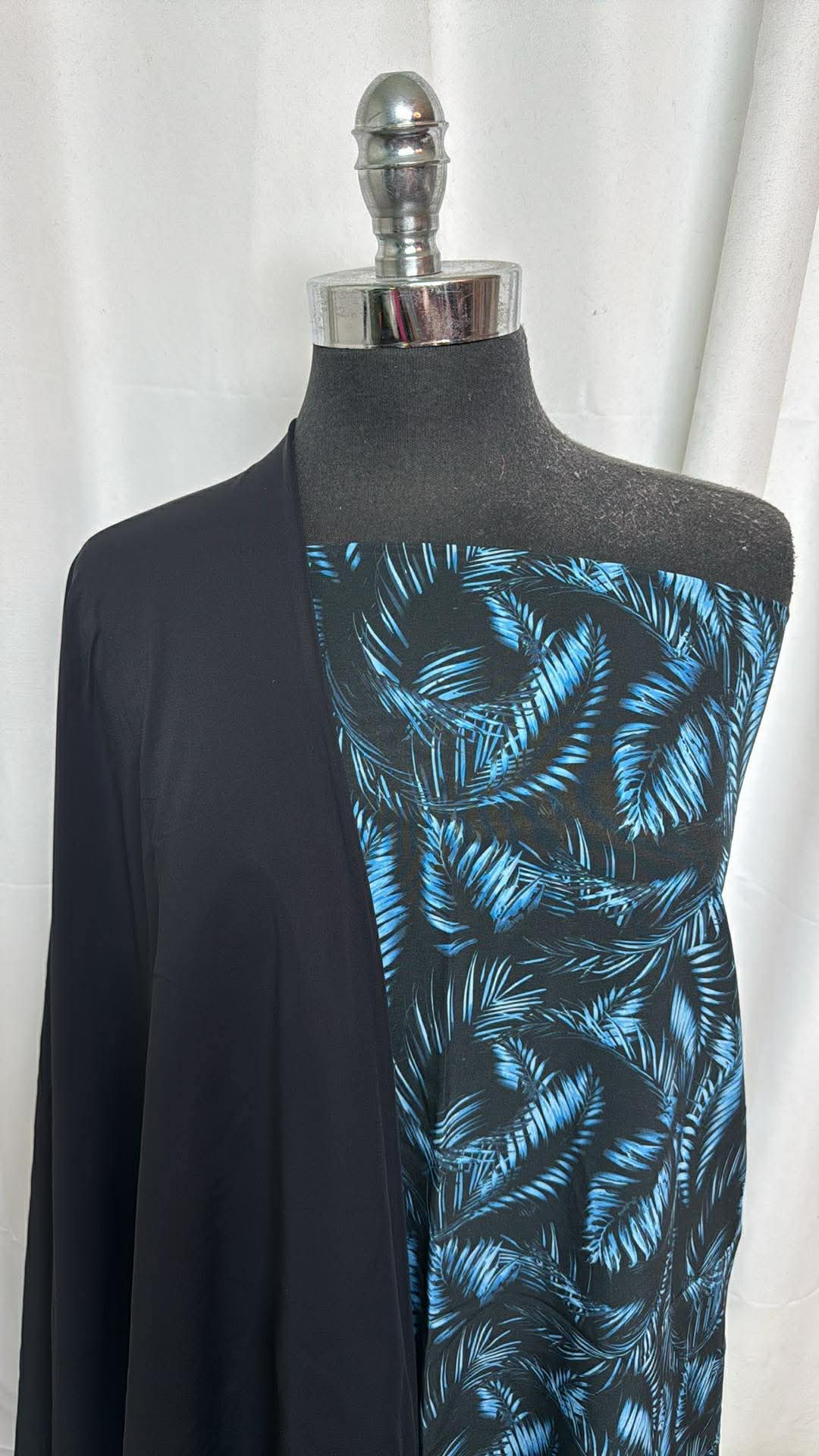 BLACK/BLUE LEAVES BUNDLE : 1YD Blue Leaves Stretch Boardshort & 1YD Black N/S Swim : A30465