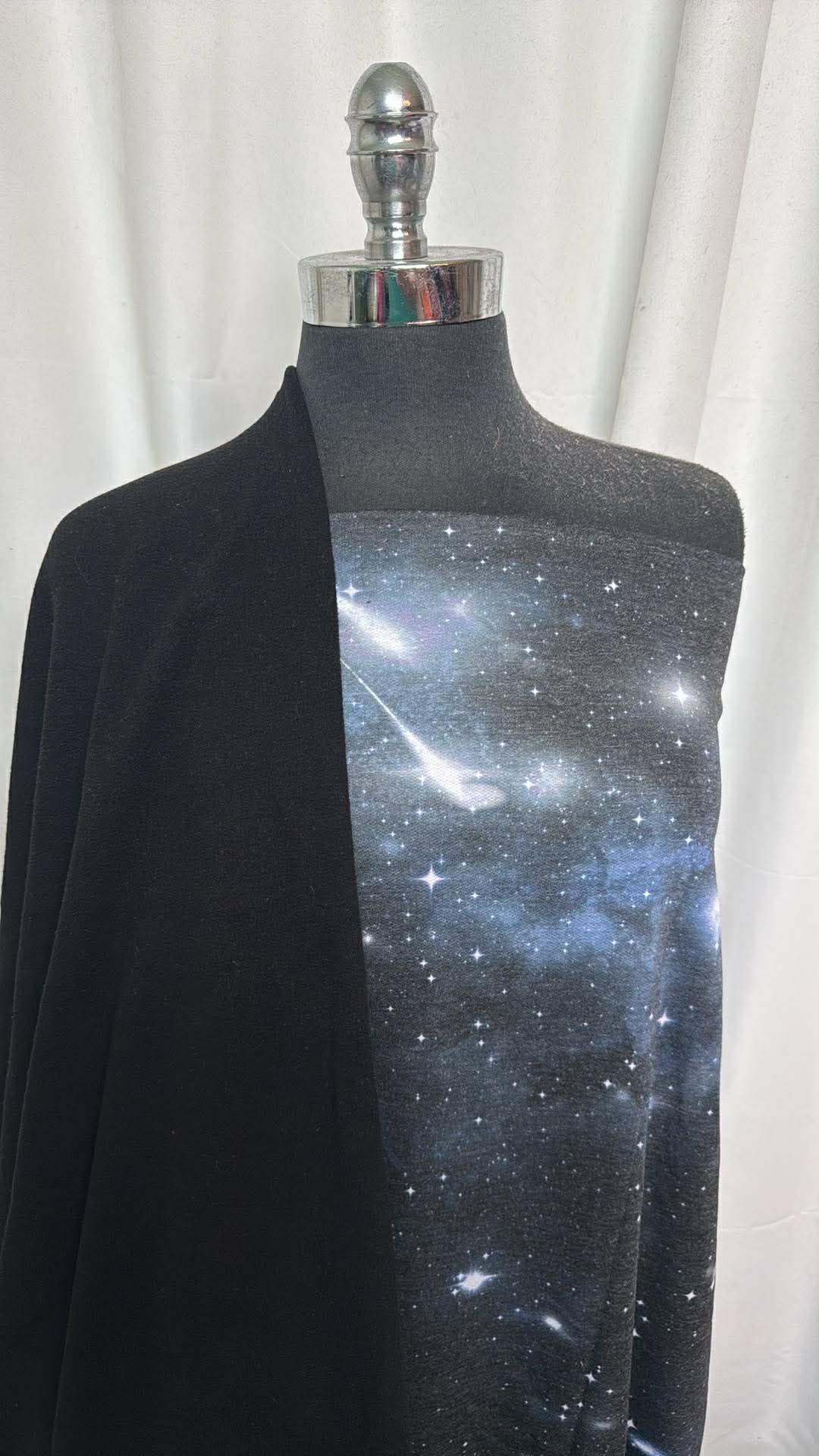BLACK/GALAXY BUNDLE : 3.5YD Galaxy PRS FT & 3YD Black Fleece : A30423