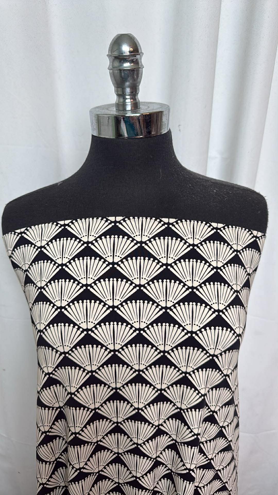 Fans - Designer Nylon/Spandex Swim - 2 Yard Cut