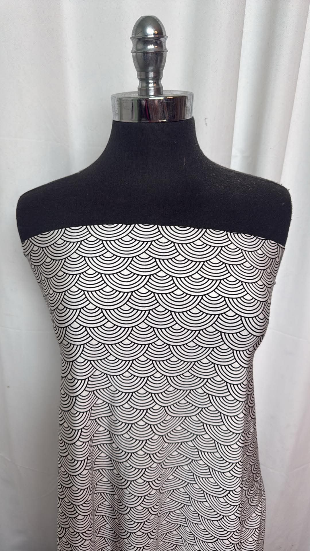 Scallop - Designer Nylon/Spandex Swim - 2 Yard Cut