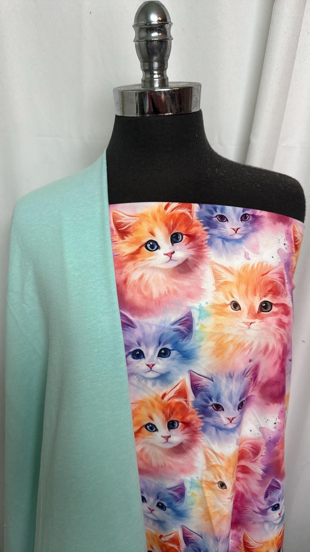 PASTEL CATS/TRIBLEND BUNDLE : 2.5YD Pastel Cats P/S Peached Yoga PF & 2YD Triblend FT : A30620